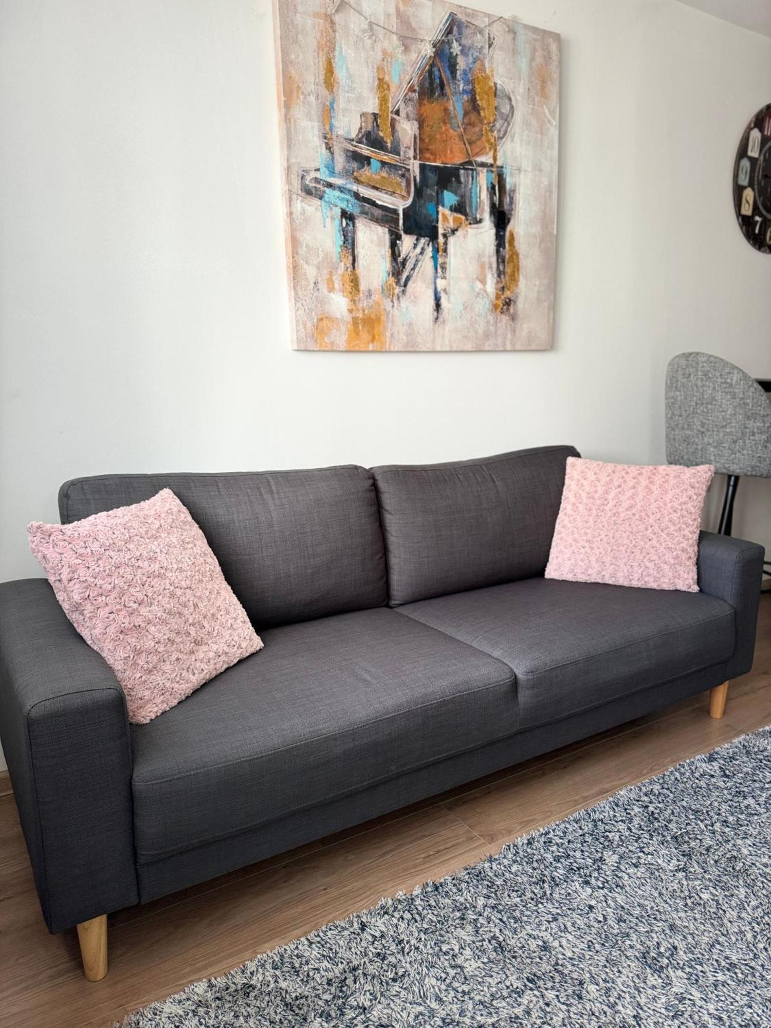 4you: Urban Dreams Apartment